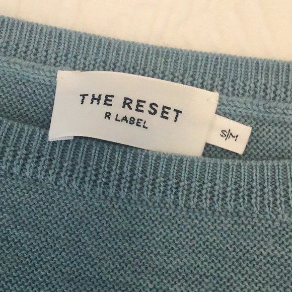 The Reset R Label Top Essential Sweater - Picture 2 of 11